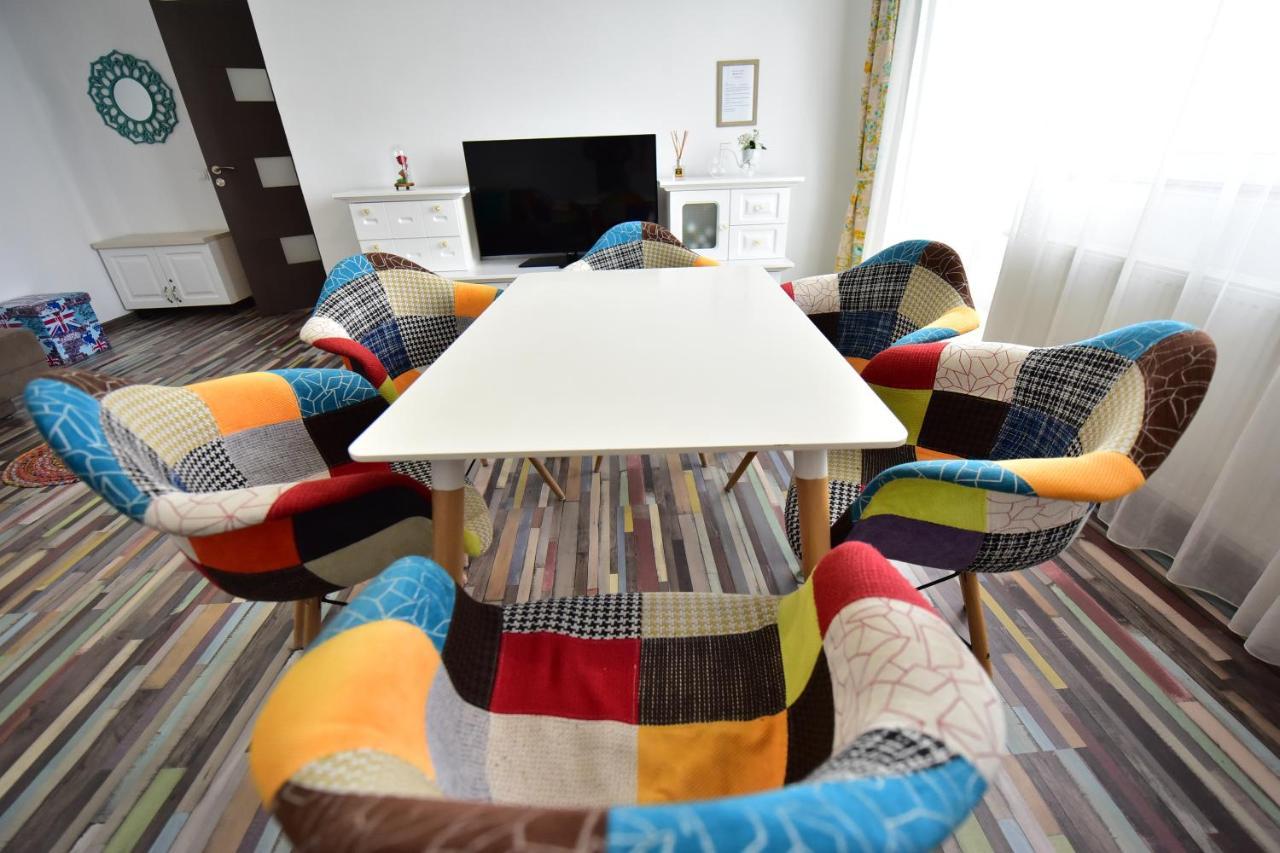 Flh - Mountain View Apartment Sibiu Luaran gambar