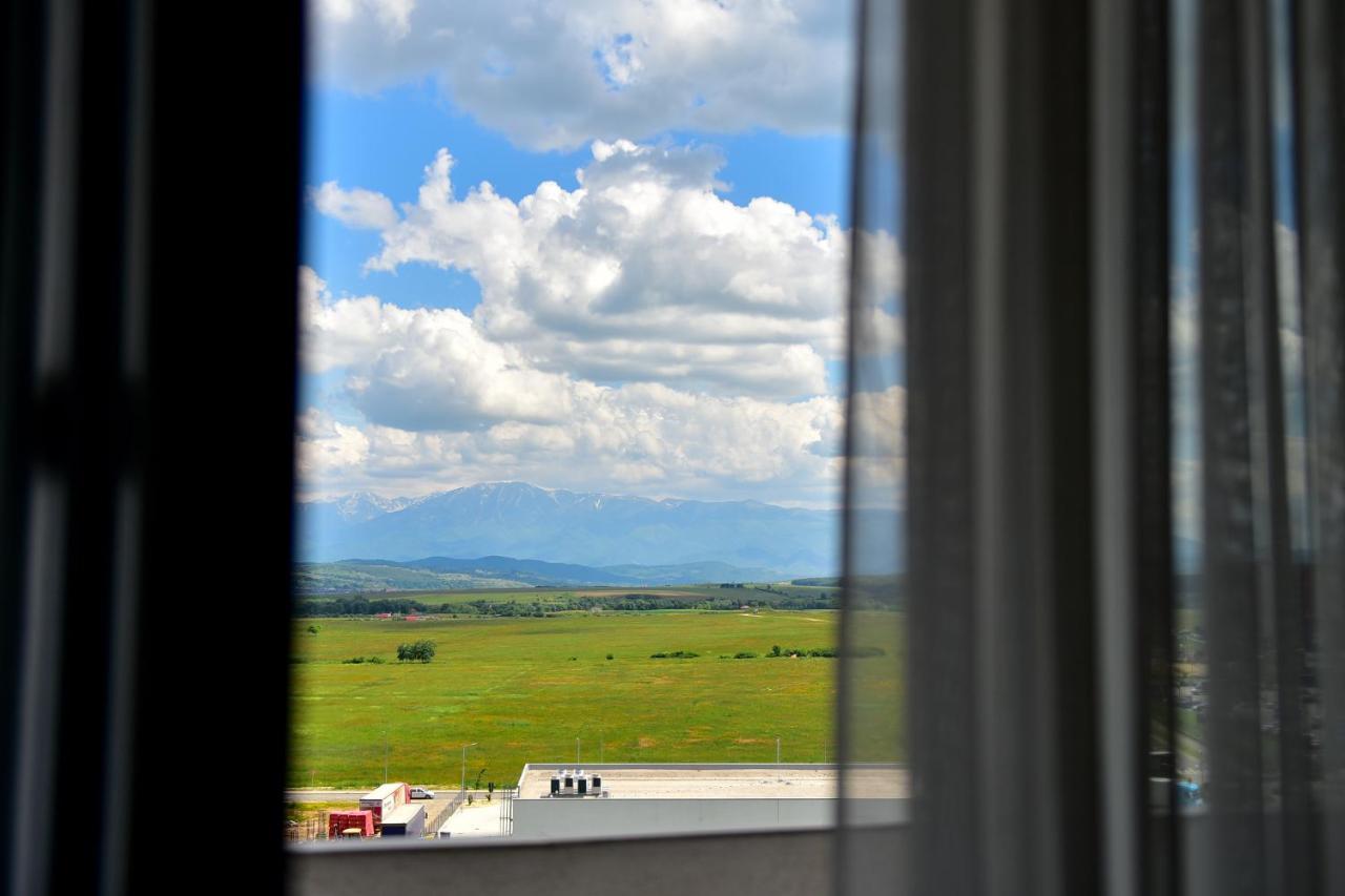 Flh - Mountain View Apartment Sibiu Luaran gambar